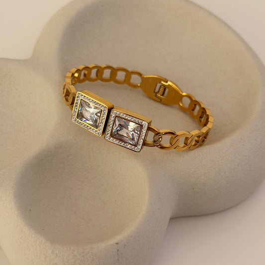 Veliora Crystal Bracelet — Aurea Collection