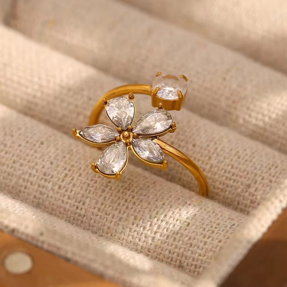 Florentine Ring