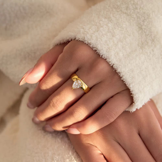 Aurora Tear Drop ring