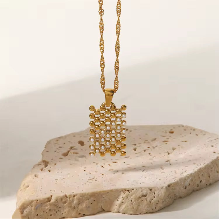 Lustre Grid Necklace
