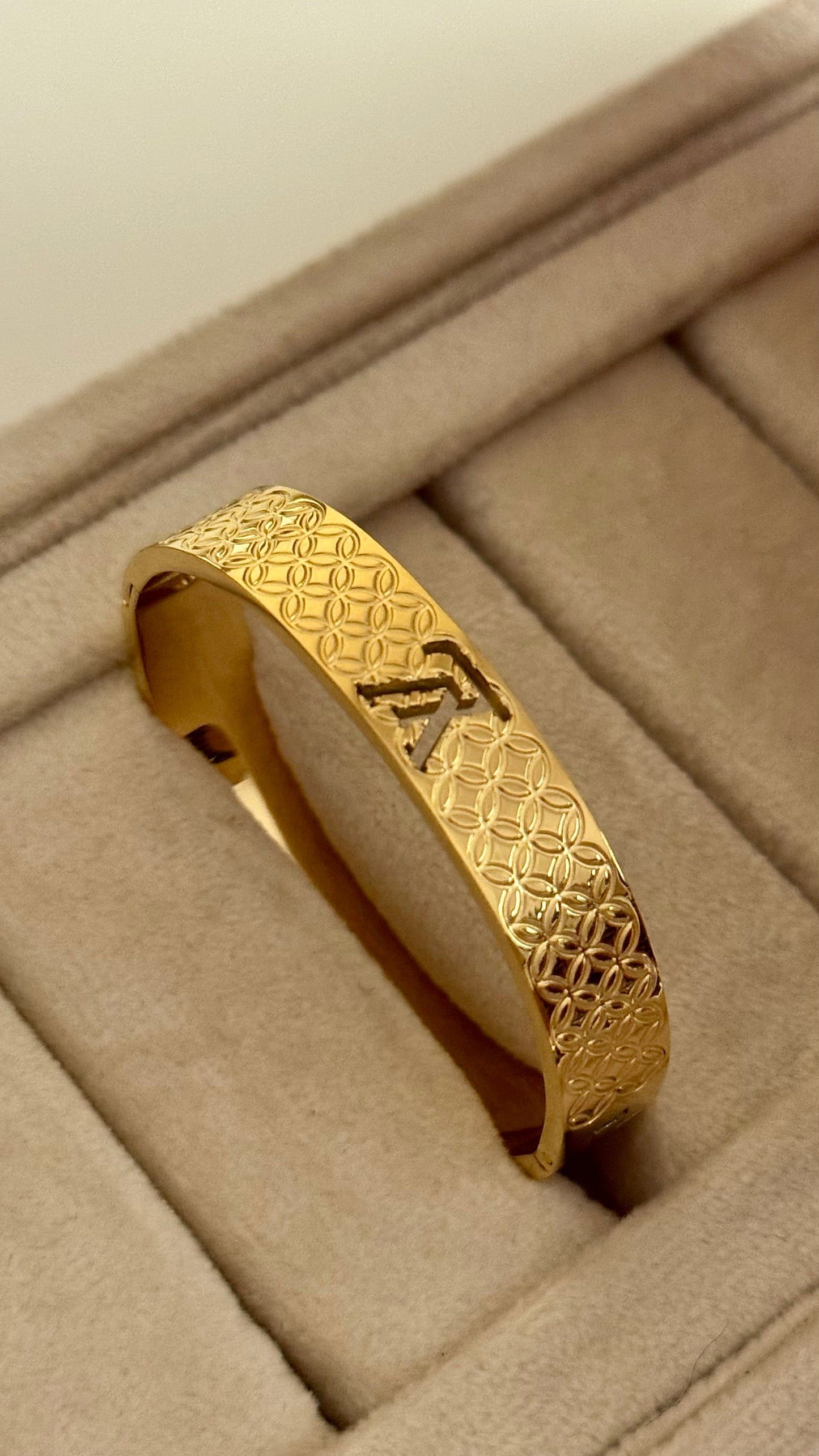 Royal Monogram Bracelet (small size - 2.4” diameter)