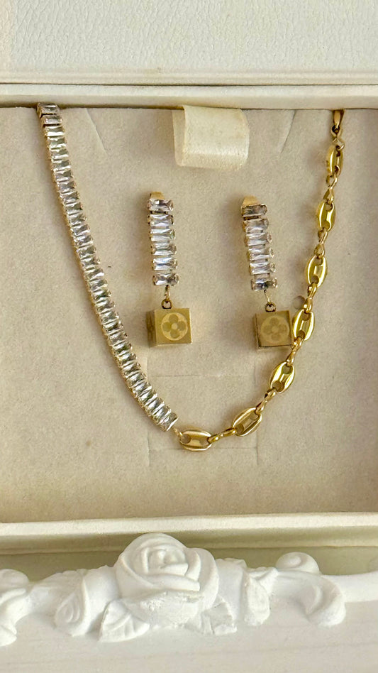 Cubella Set ( Necklace and Earrings)