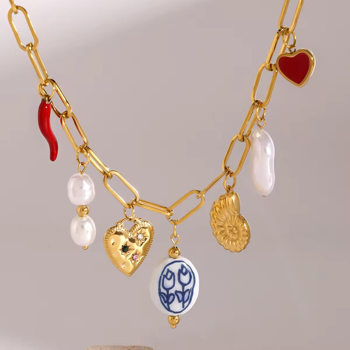 La Vita Charm Necklace