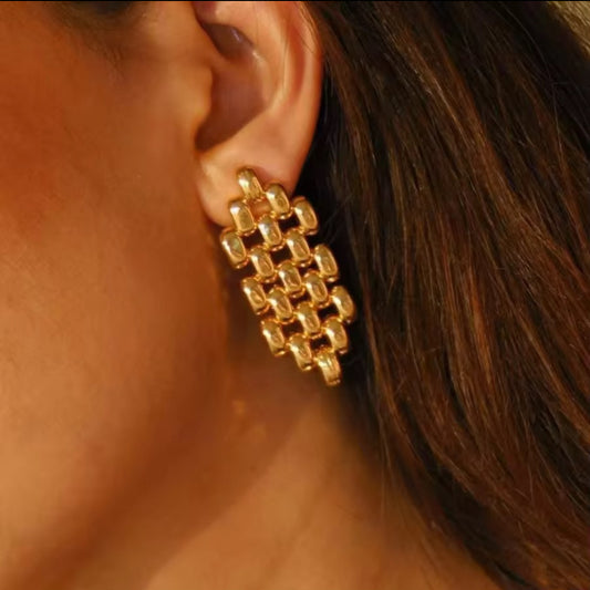 Geometric Maze Studs