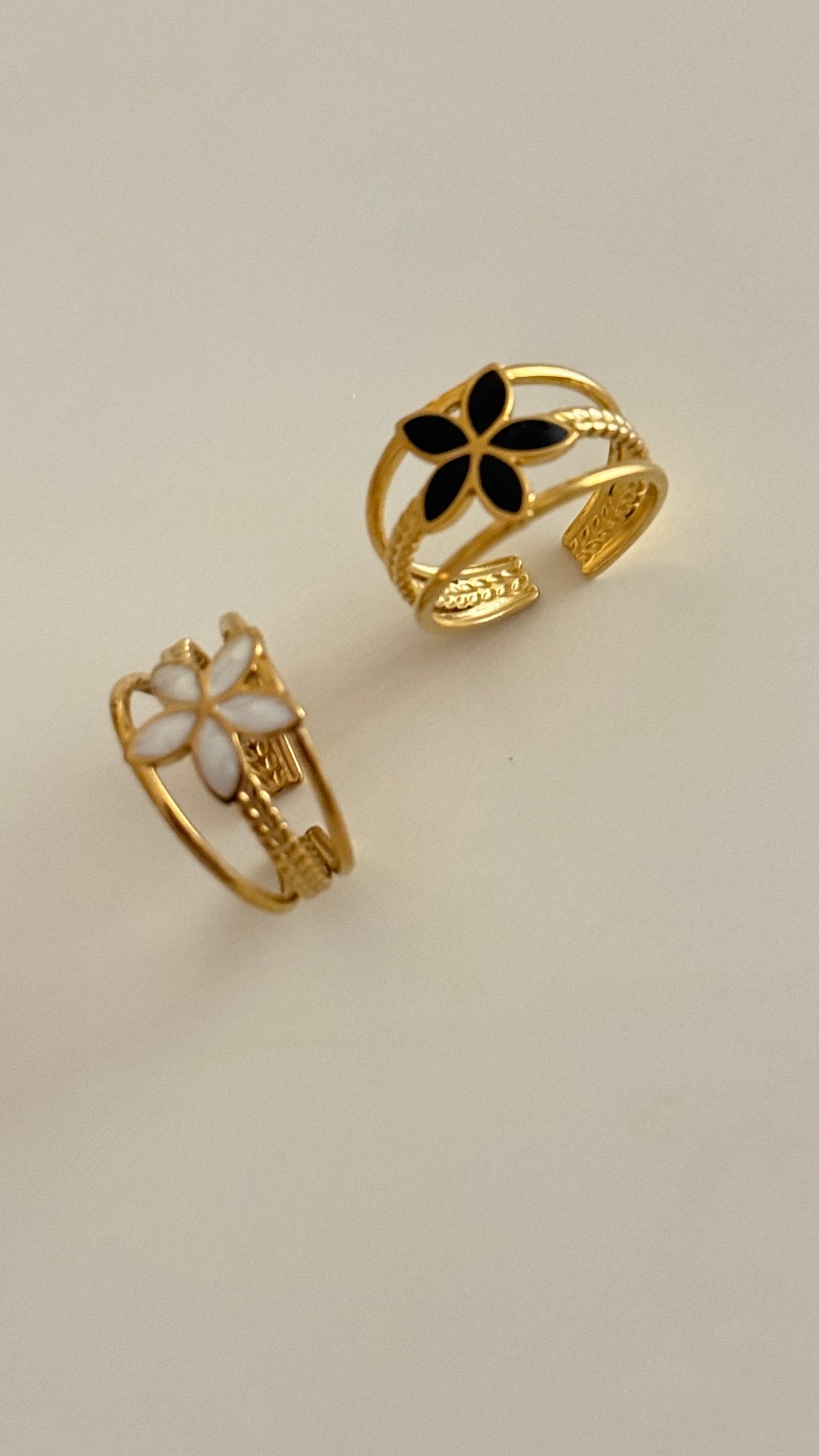 Fleur Band Ring