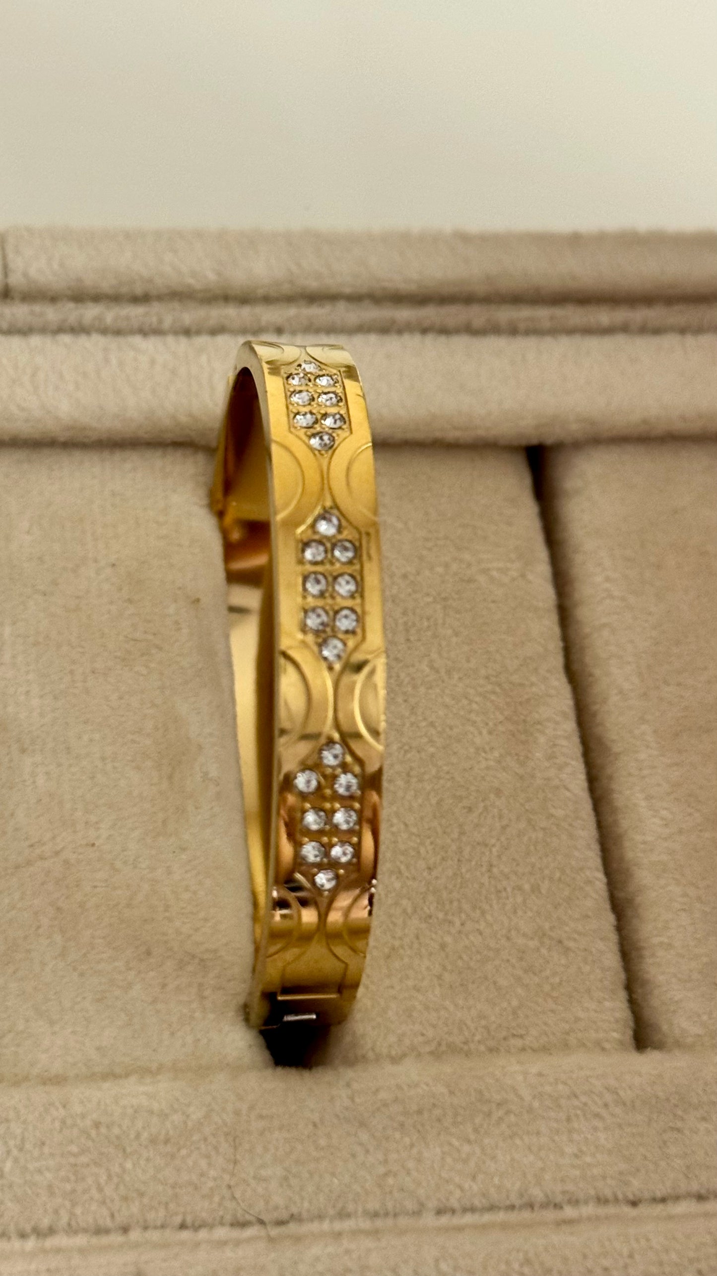 Elysian Spark Bracelet