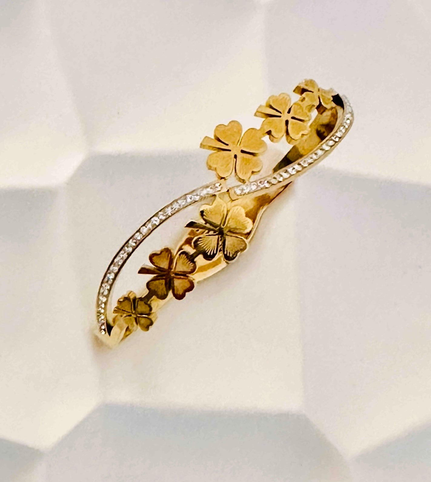 Clover Trail Bracelet