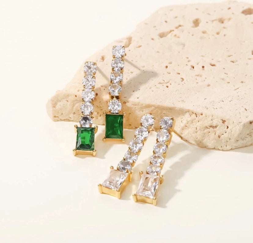 Eleanor Crystal Earrings on