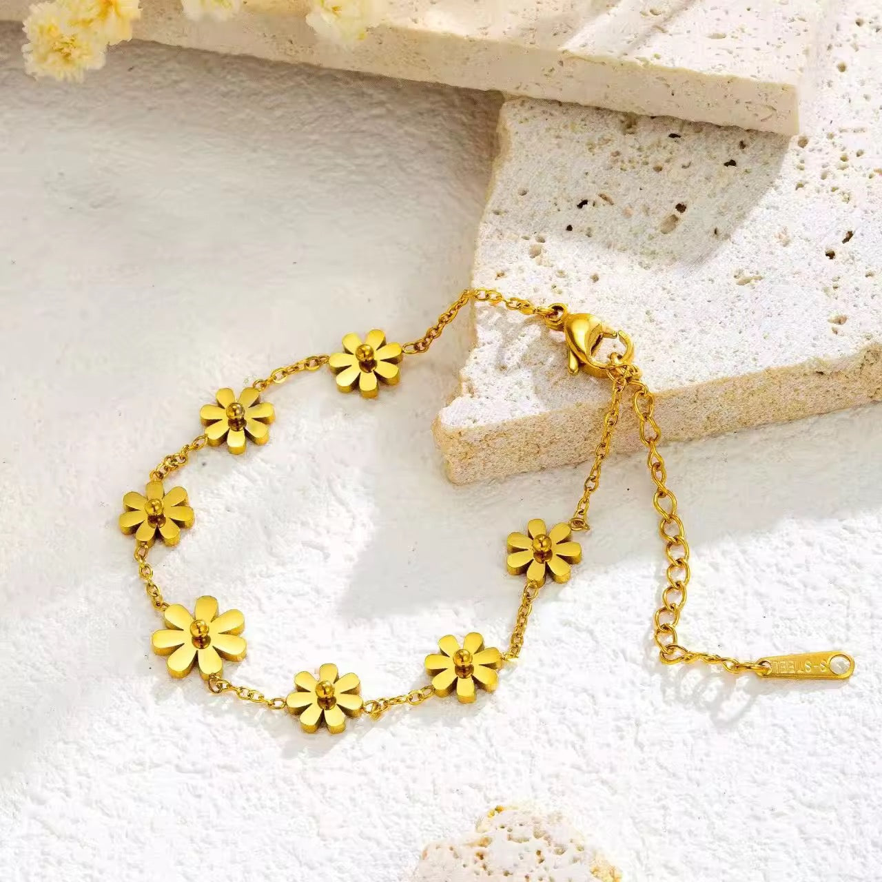 Daisy Dream Bracelet