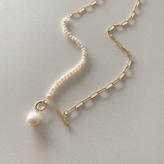 Barque pearl Brass necklace