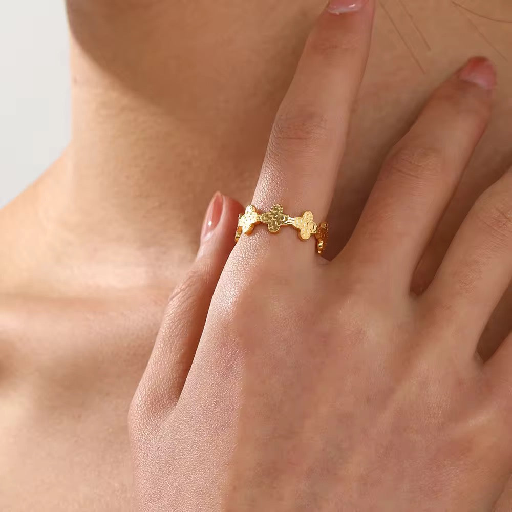 Bloomis Adjustable Ring