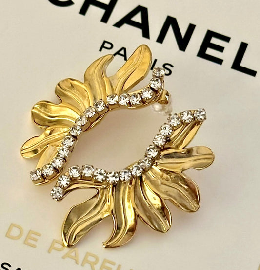 Lumière Leaf Hoops