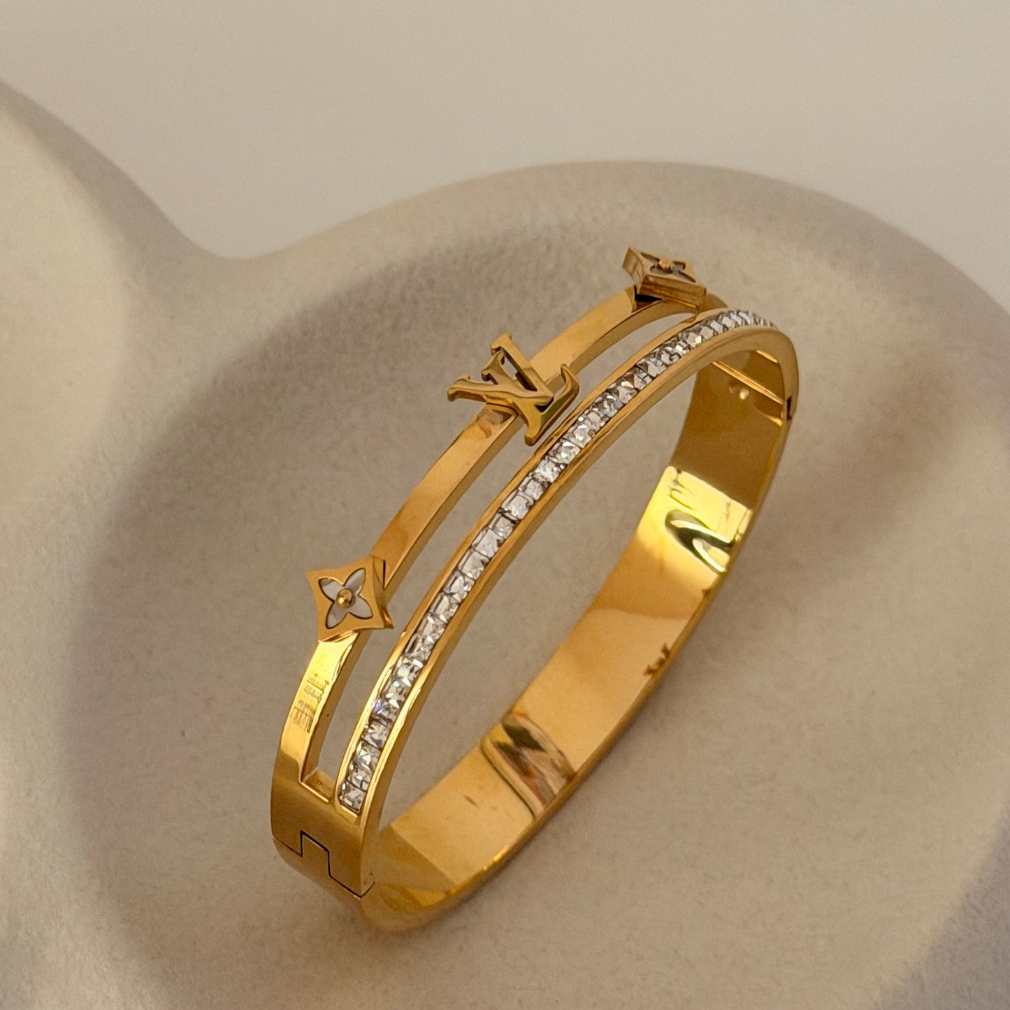 Seraflore Bracelet – 18K PVD Gold Plated Waterproof Stainless Steel Jewellery