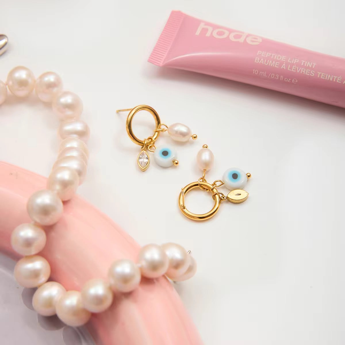 Amulette Hoops | 18K Gold-Plated • Waterproof • Anti-Tarnish