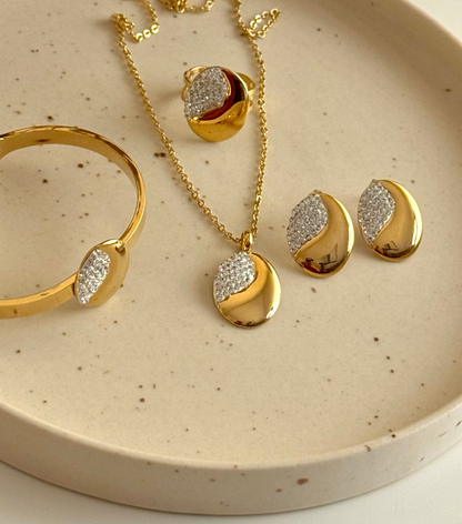 Auralis Set ( Necklace + Earrings + Ring + Bracelet)