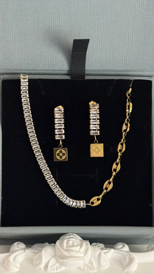 Cubella Set ( Necklace and Earrings)