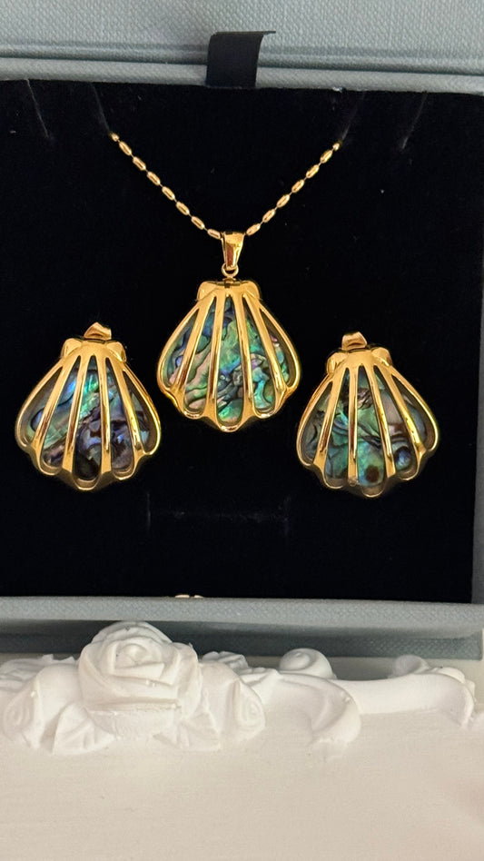 Ablone Shell Set ( Necklace and Earrings)