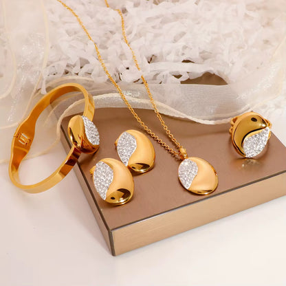 Auralis Set ( Necklace + Earrings + Ring + Bracelet)