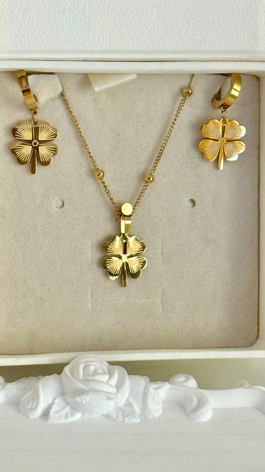 Charmé Clover Set
