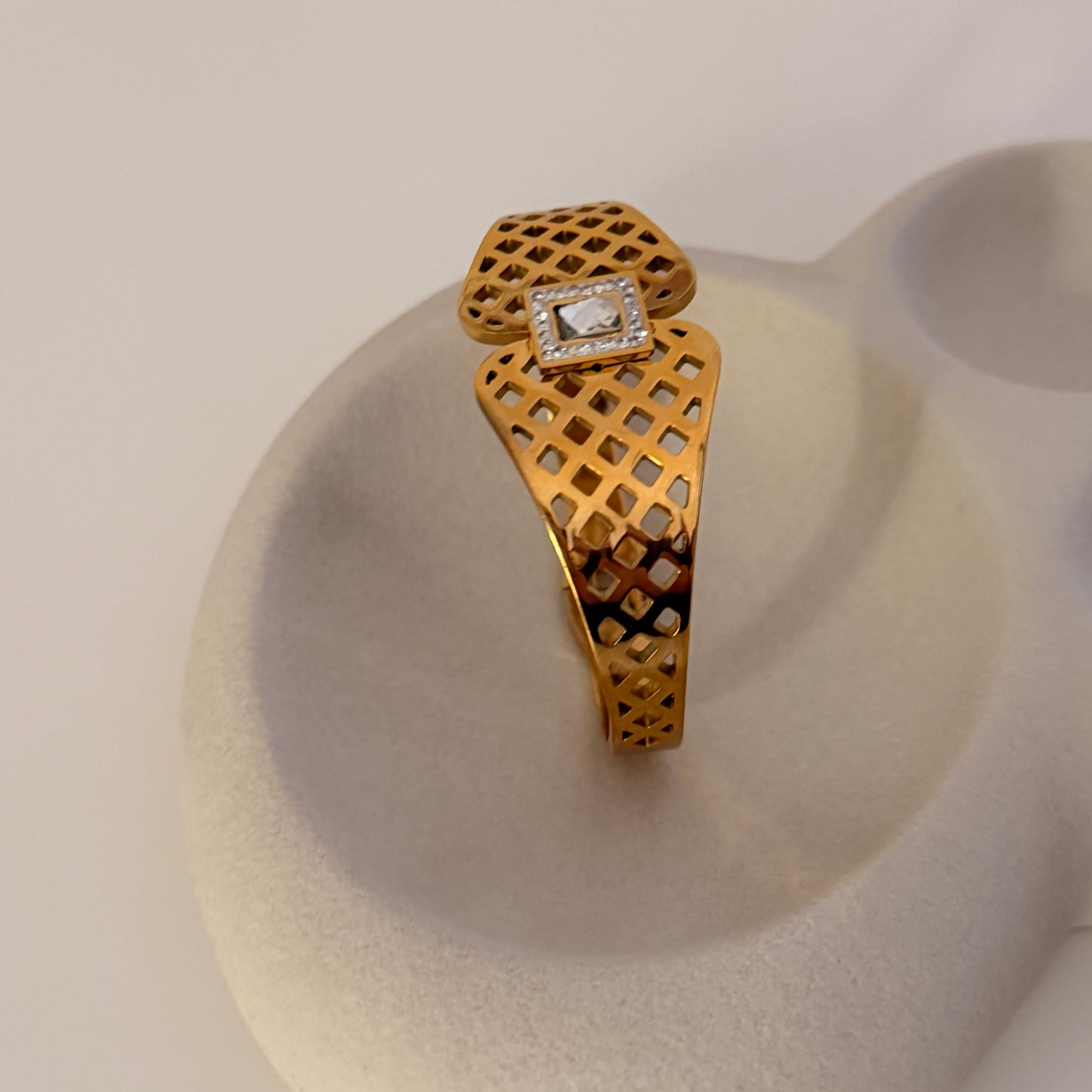 Virelle Bracelet  – 18K PVD Gold Plated Waterproof Stainless Steel Jewellery