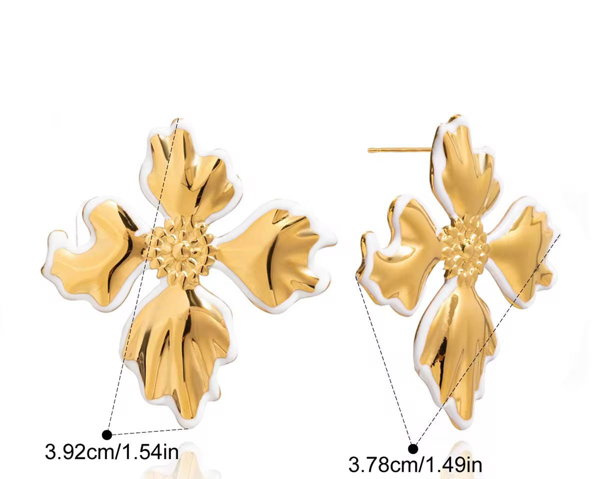 Solene Floral Earrings | 18K Gold-Plated • Waterproof • Anti-Tarnish