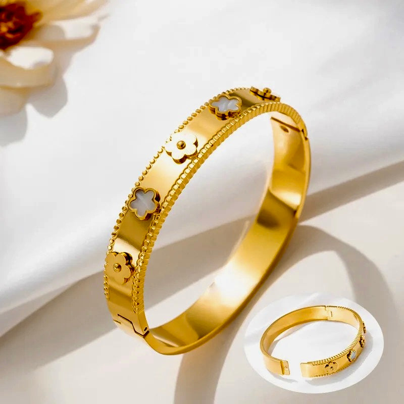 Rebecca Clover Bracelet