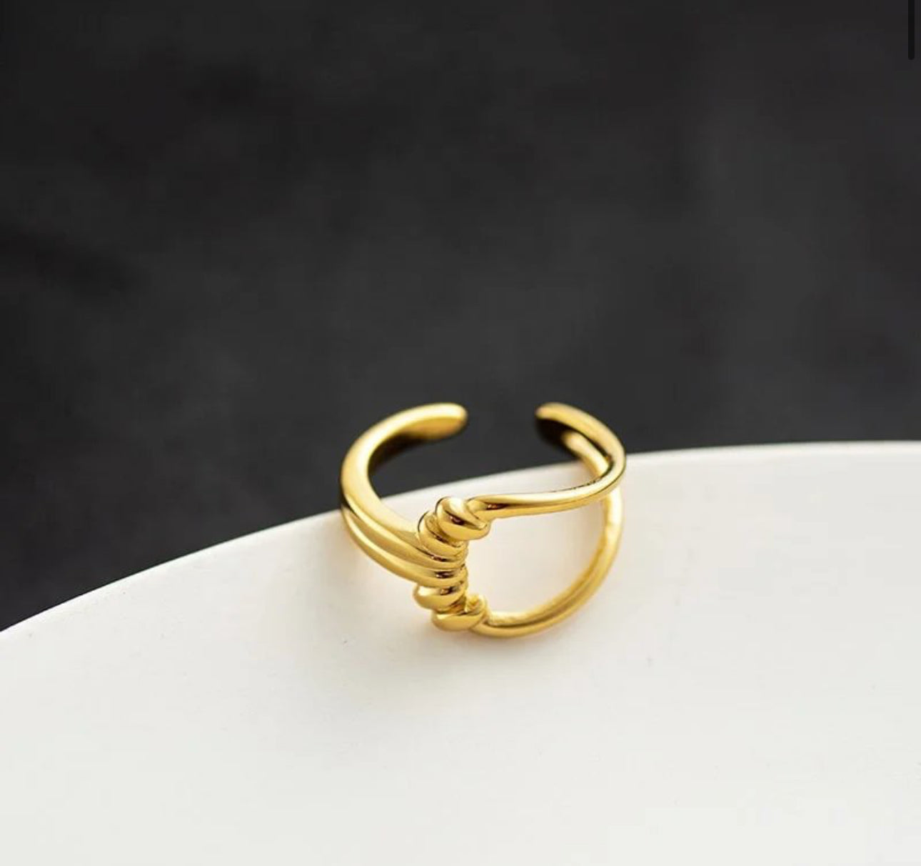 Liliana Ring