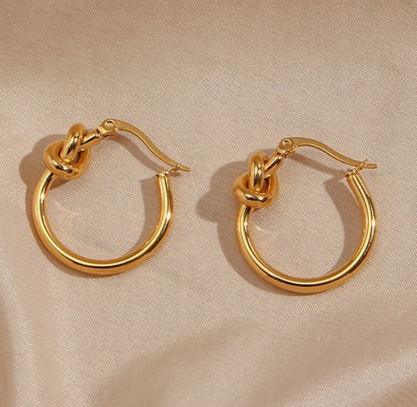 Elene Knot Hoops