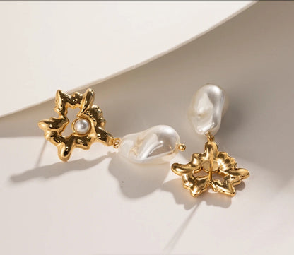 Blooming Pearl Earrings