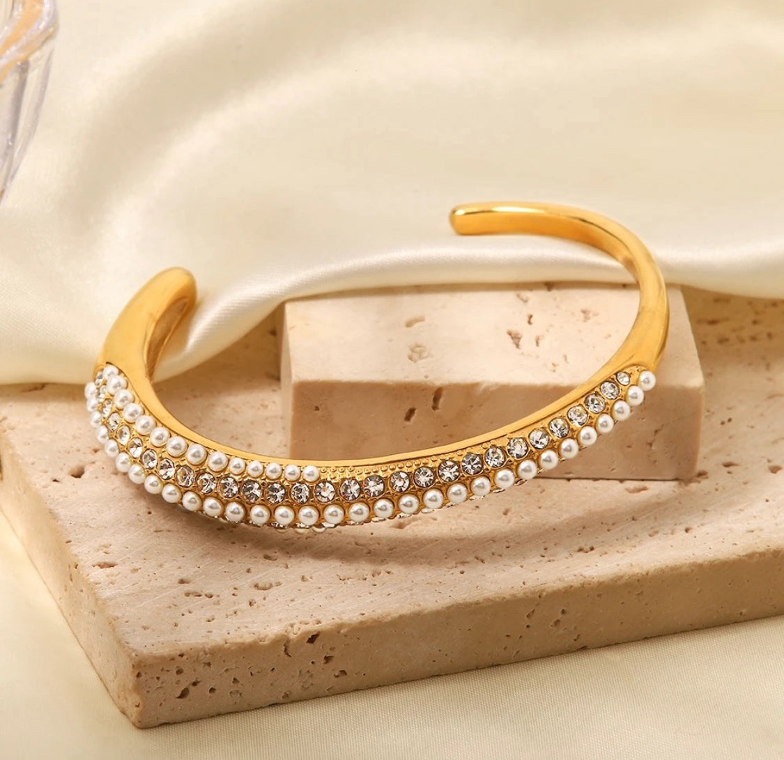 Luxury Pearl Bracelet