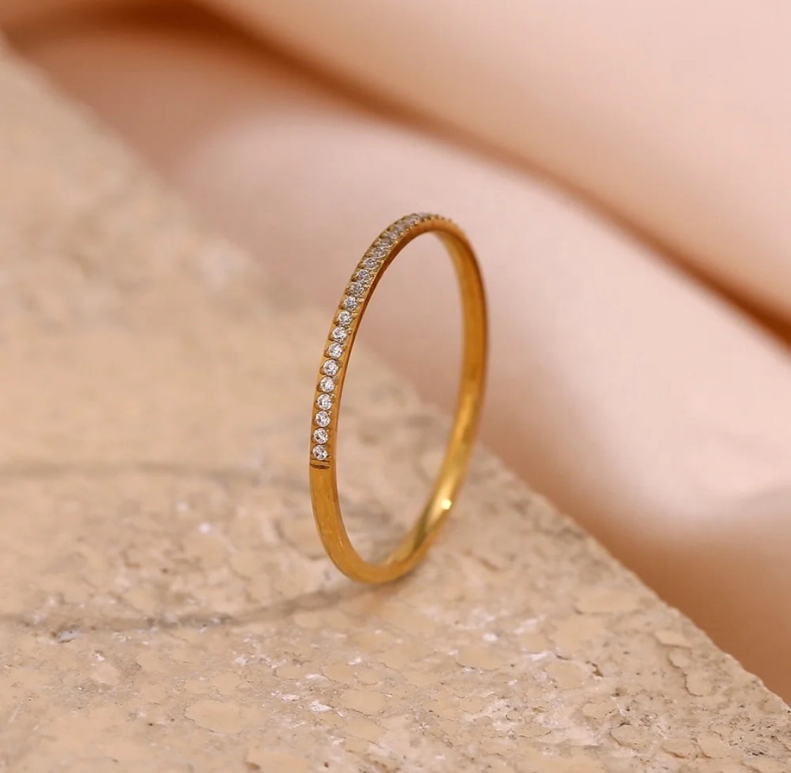 Clara Zircon Ring