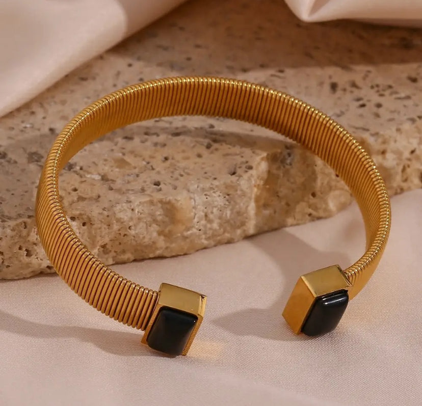 Helen Square Stone Bracelet