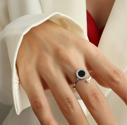 Alexandra Numeral Ring