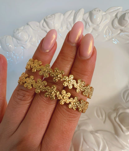 Flora Chunky Gold Bracelet