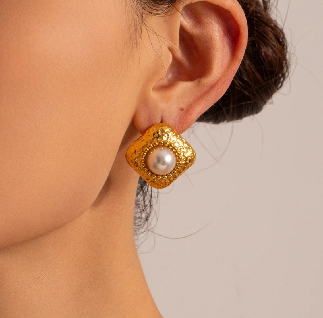 Pearl Oasis Earrings