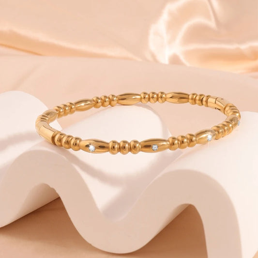 Chic Gold Bead Bracelet