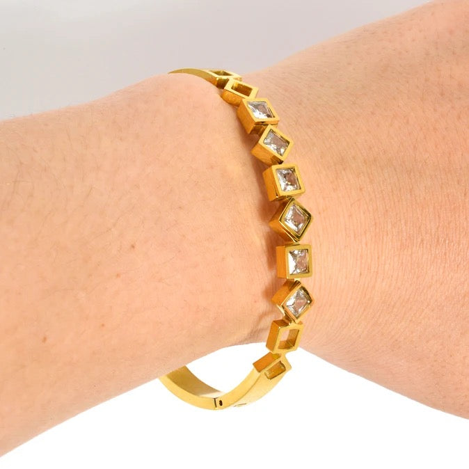 Leena Stone Bracelet