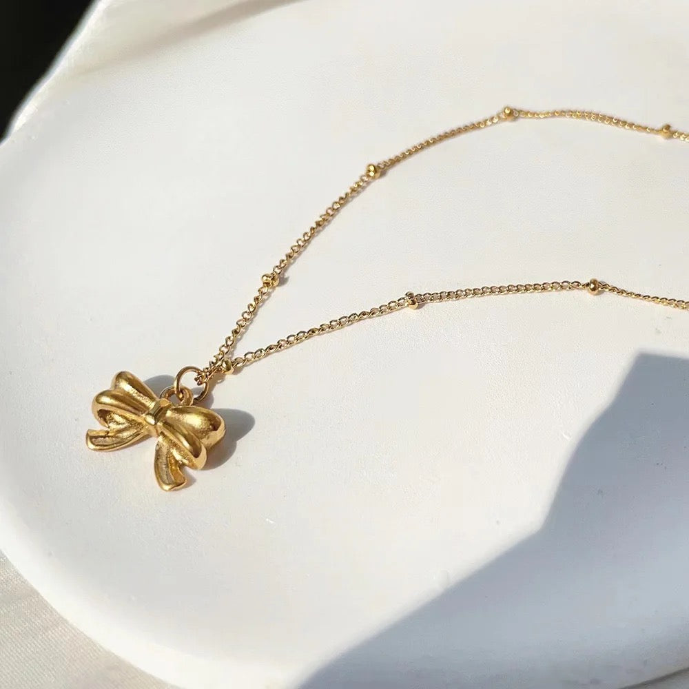 Mini Bow tie Necklace