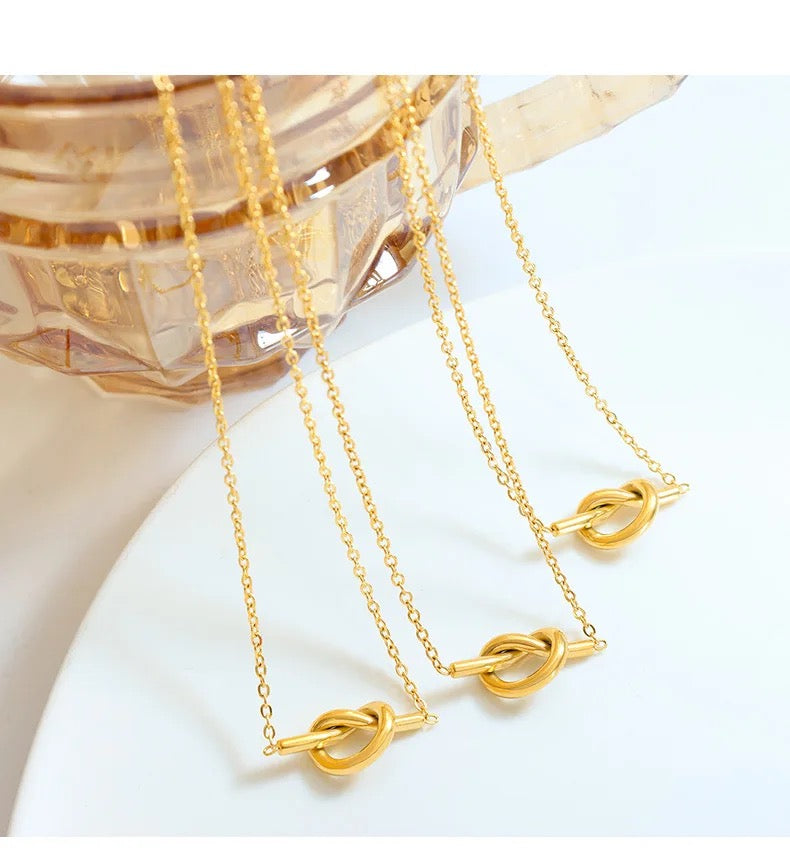 Brynlee Knot Necklace