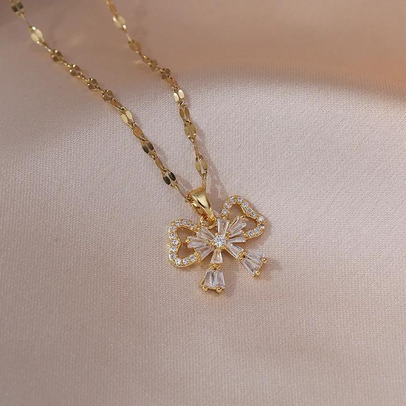 Dazzling Bow Necklace