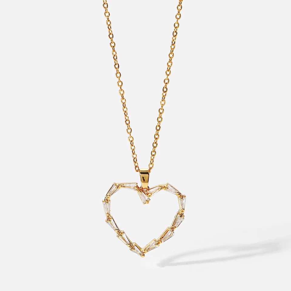 Fiona heart necklace