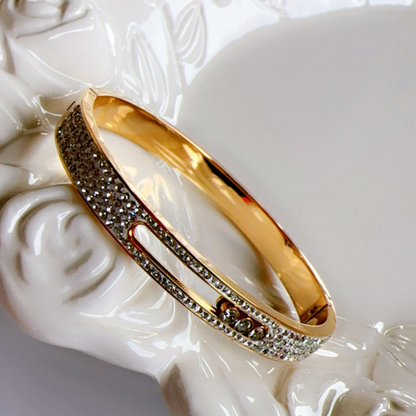 Dancing Stone Bracelet