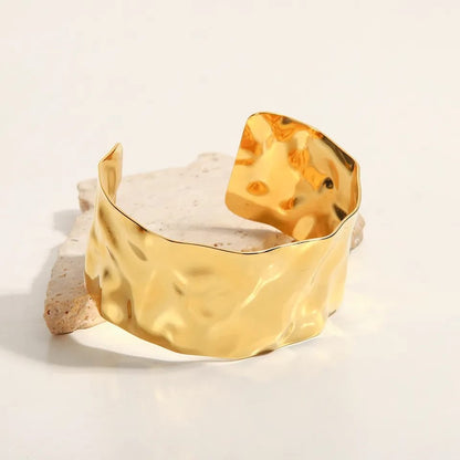 Boss Lady Hammered Hand Cuff