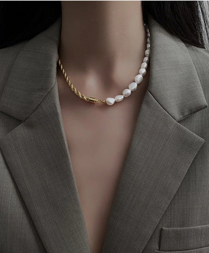 Rachel Pearl Necklace