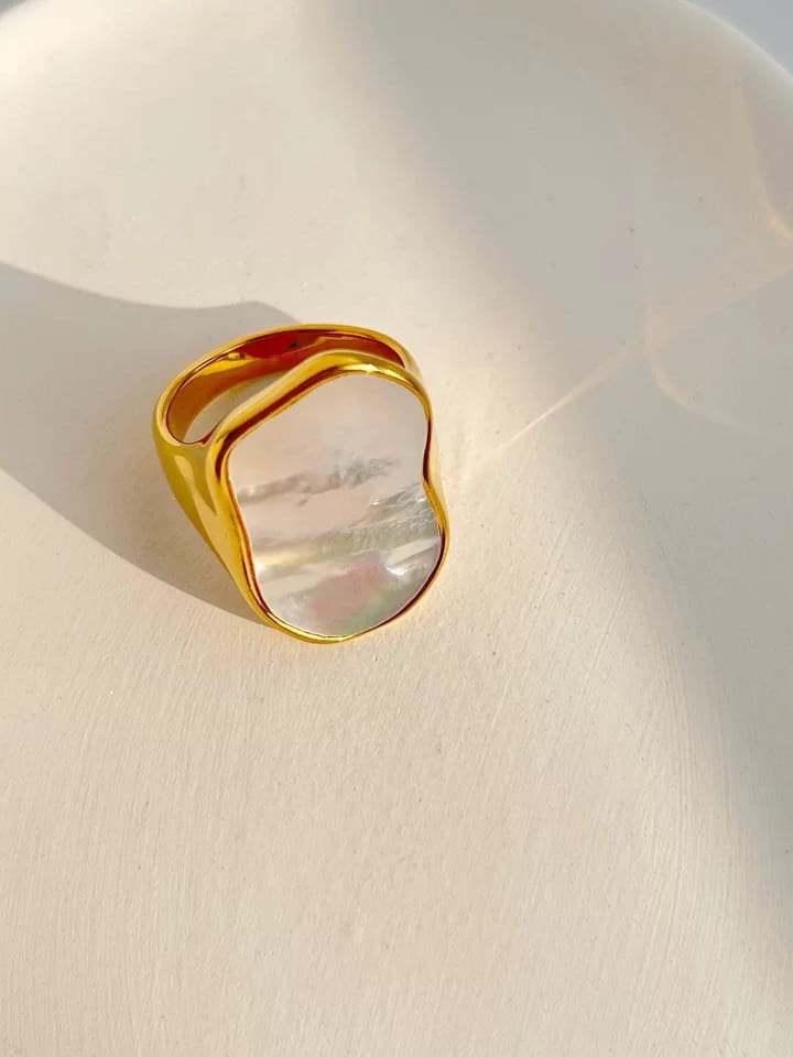 Glazed Shell Ring