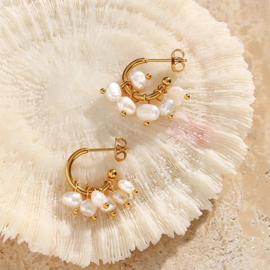 Erina Pearl Earrings