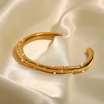 Lucy Pearl Studded Bracelet