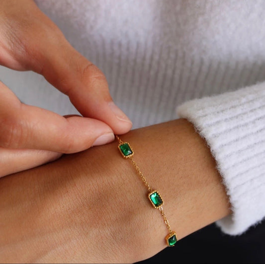 Quinn Green Stone Bracelet