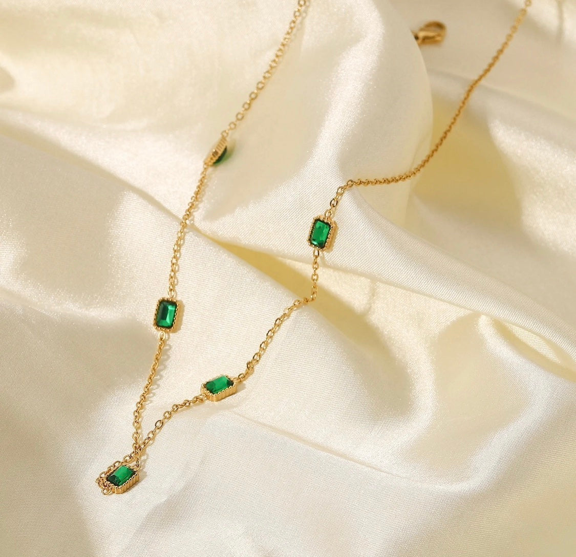 Quinn Green Stone Necklace