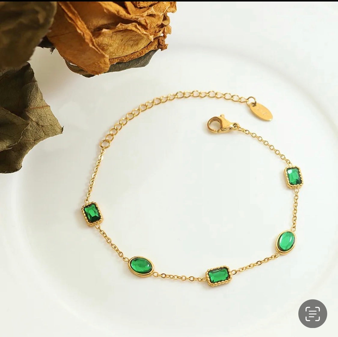 Quinn Green Stone Bracelet